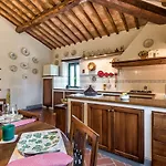 Villa Podere I Casini By Vacavilla