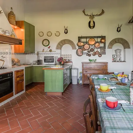 Villa Podere I Casini By Vacavilla