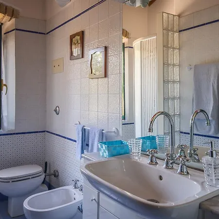 Villa Podere I Casini By Vacavilla *